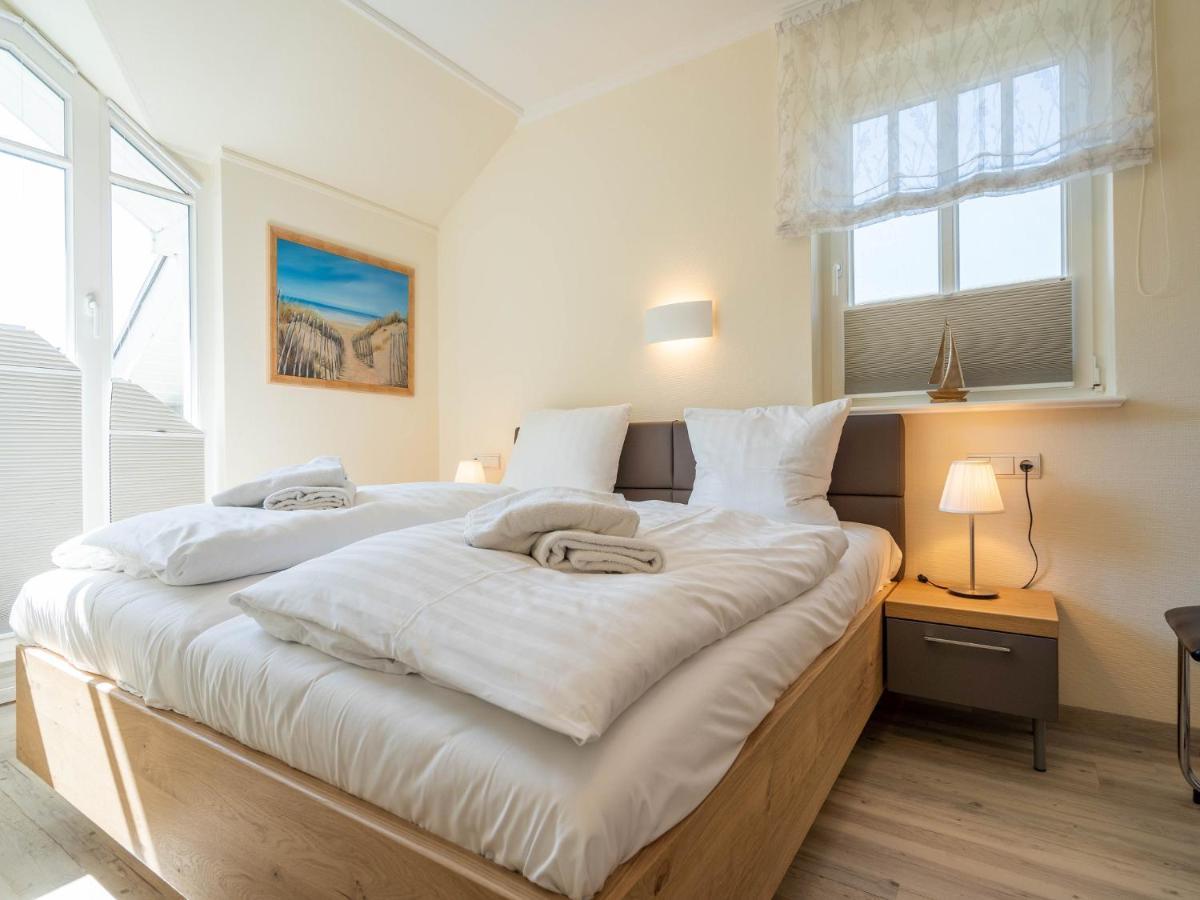 Apartment Duenenpark - Komfortplus Mit 2 Schlafzimmern Und Balkon Im Dachgeschoss 195 *